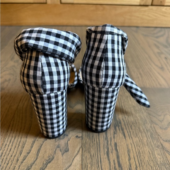 Lulus Covington Black and White Gingham Ankle Strap Heels , size 9 like new! - Picture 5 of 6